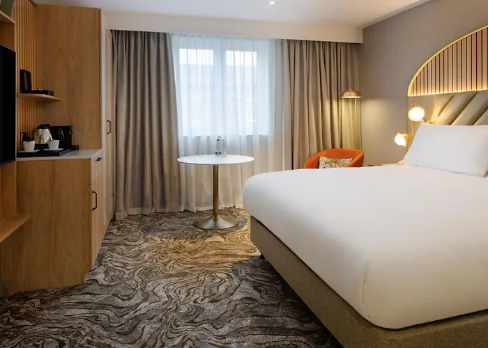 Doubletree By Hilton Bristol North