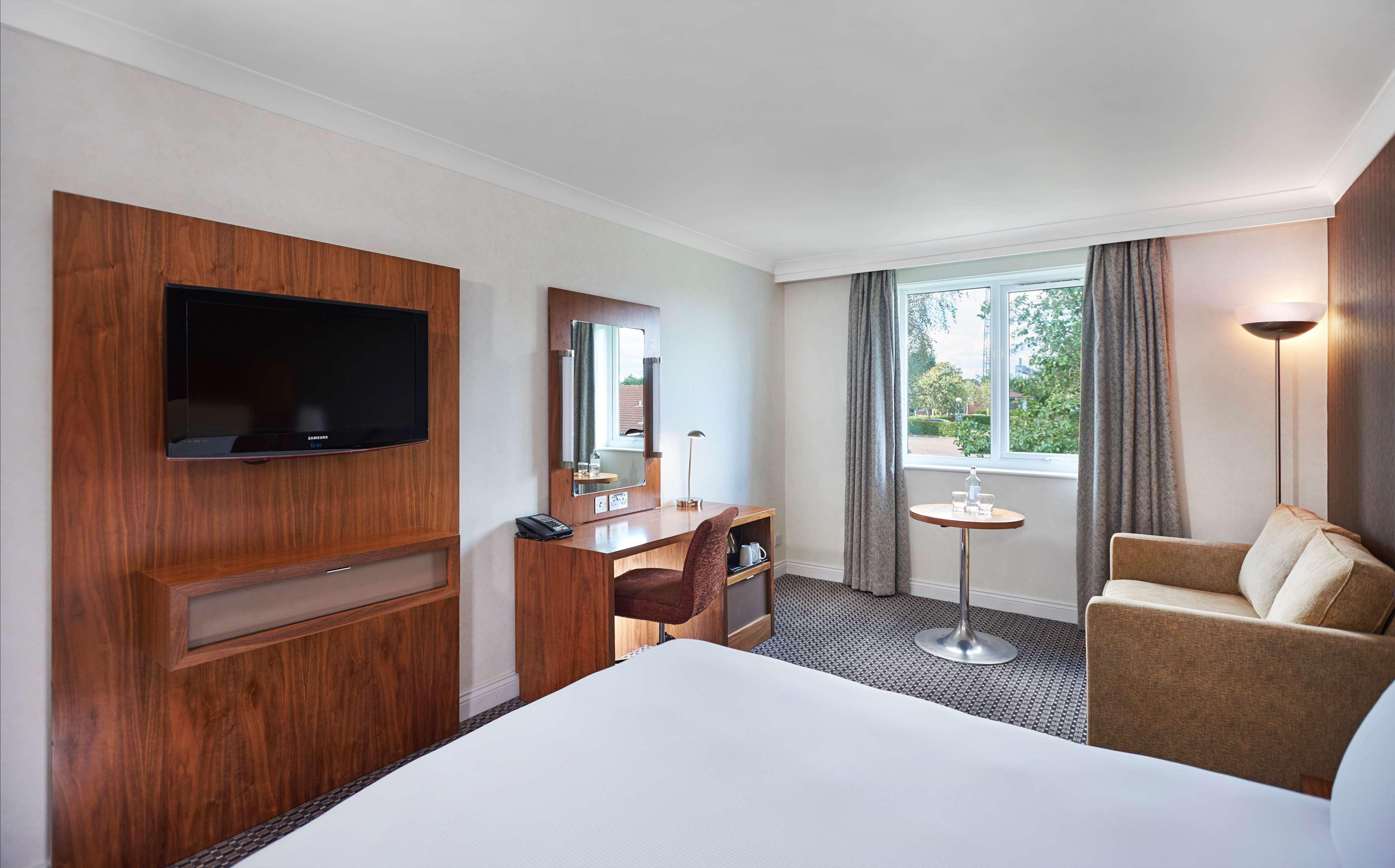 Doubletree By Hilton Bristol North