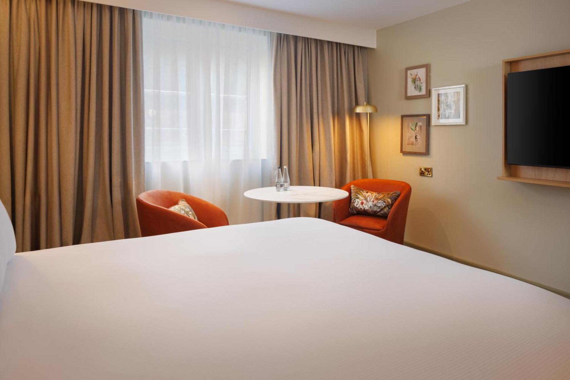 Отель Doubletree By Hilton Bristol North