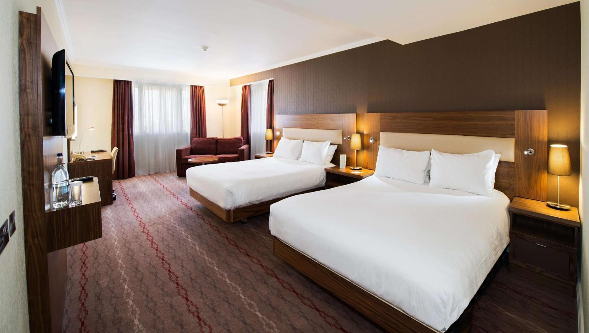 Doubletree By Hilton Bristol North 4*