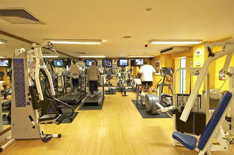 Отель Doubletree By Hilton Bristol North