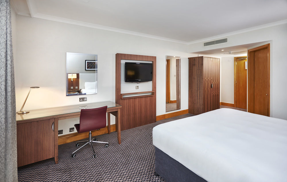 Doubletree By Hilton Bristol North Отель 4*