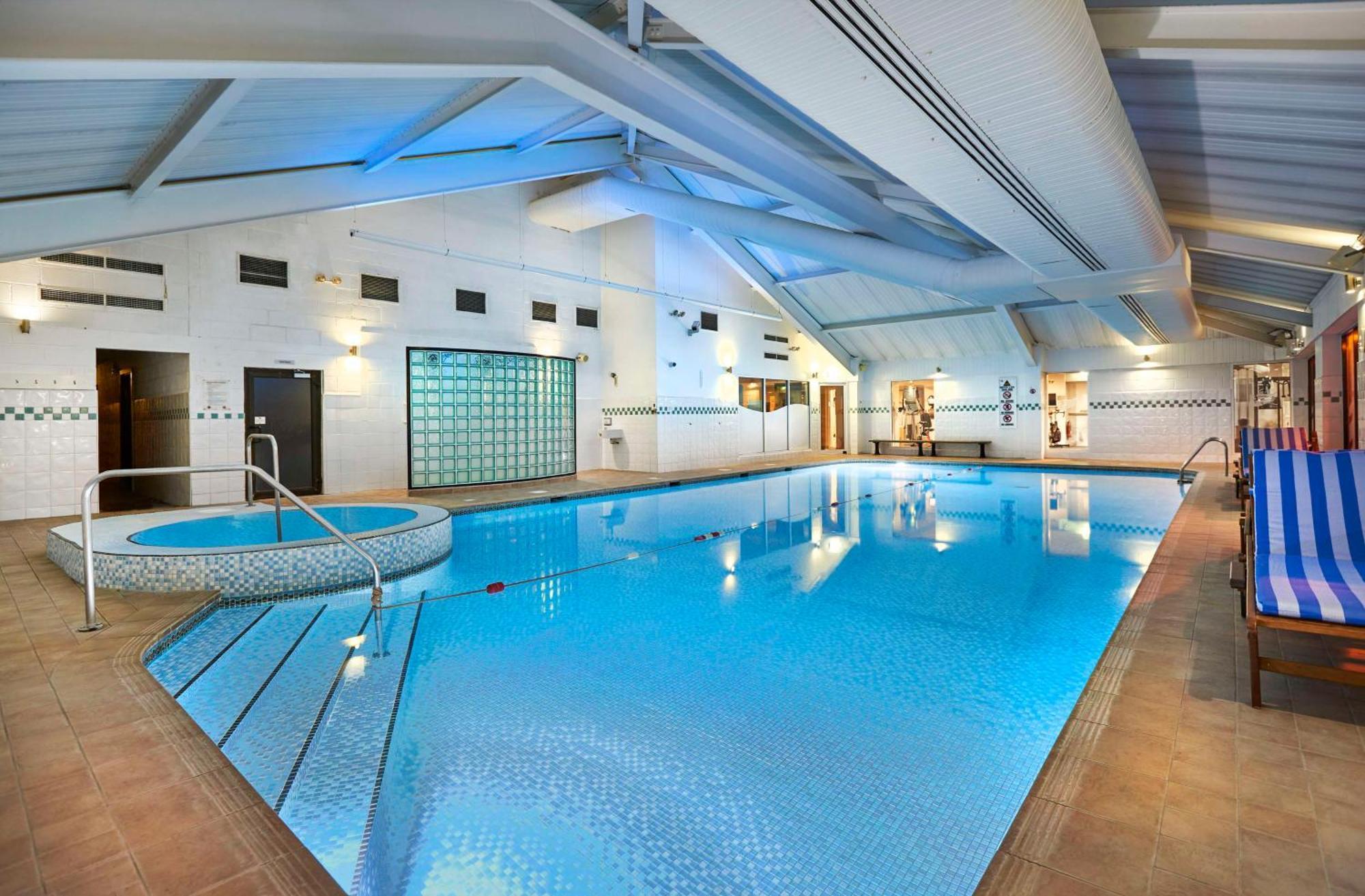 Doubletree By Hilton Bristol North 4*