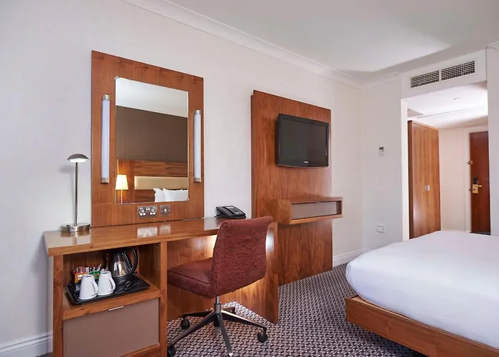 Doubletree By Hilton Bristol North